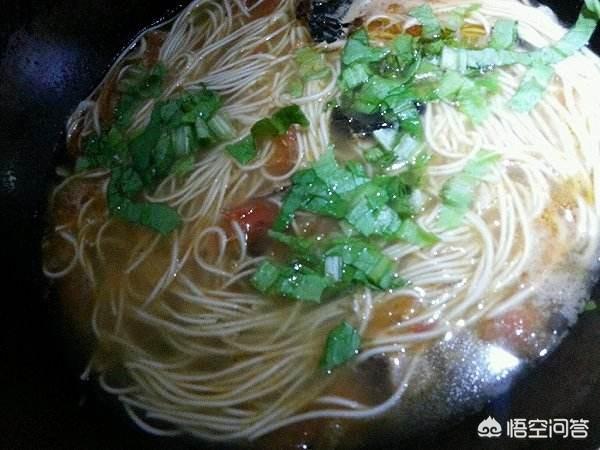 怎么煮面条,煮面条时怎样才能让面条不糊？