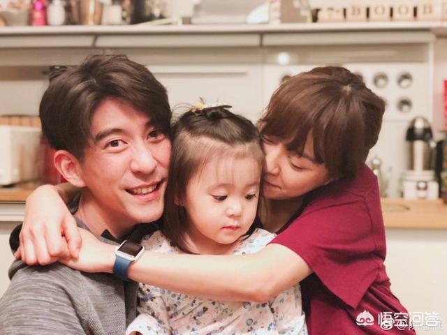 陈意涵修杰楷:你如何看陈意涵环抱贾静雯丈夫合影？