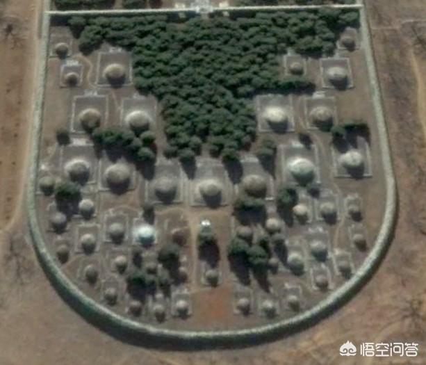 康熙墓:康熙皇帝的景陵为何会埋葬48个妃子？