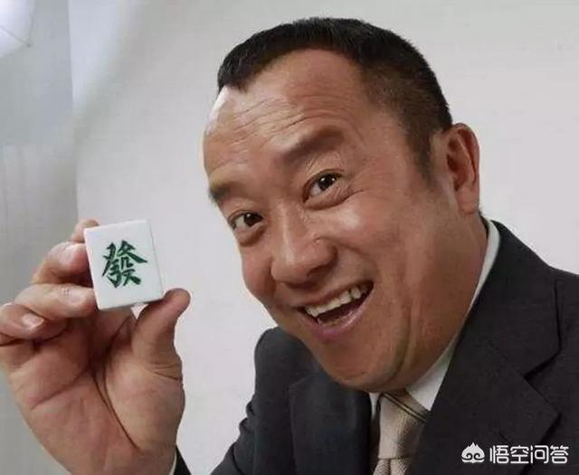 蓝洁瑛事件:蓝洁瑛事件后又起“风波”，遭知名经纪人揭短，曾志伟将如何回应