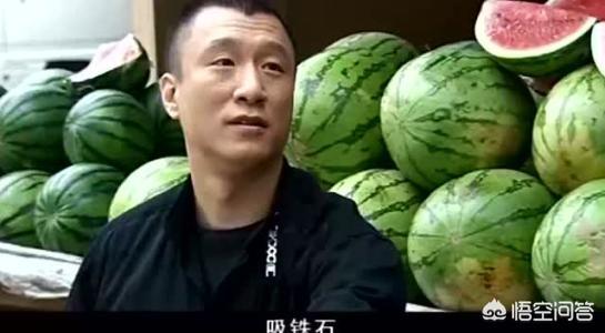 因为刘华强已经计划好他的复仇计划,高调捅了卖西瓜的之后跑路到广州