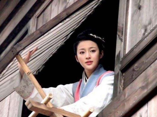 人类历史上有哪些事件是属于开挂才可能发生,但是影响历史进程的？