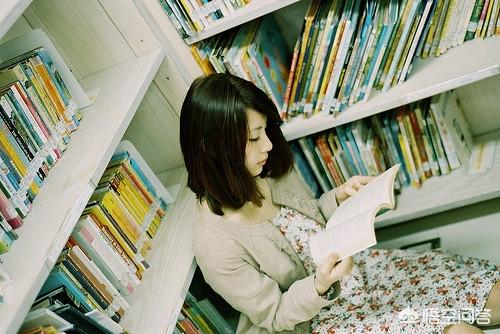 <a href=https://maguai.com/list/256-0-0.html target=_blank class=infotextkey>朋友圈</a>图片配图伤感:有哪些最新版伤感说说大全？