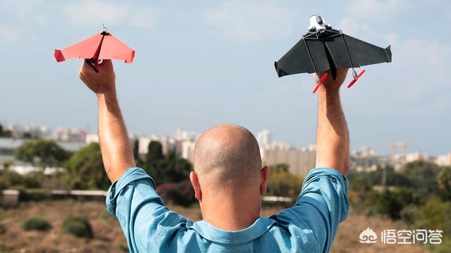 能飞一万米的纸飞机怎么折，如何折出飞的很远的纸飞机