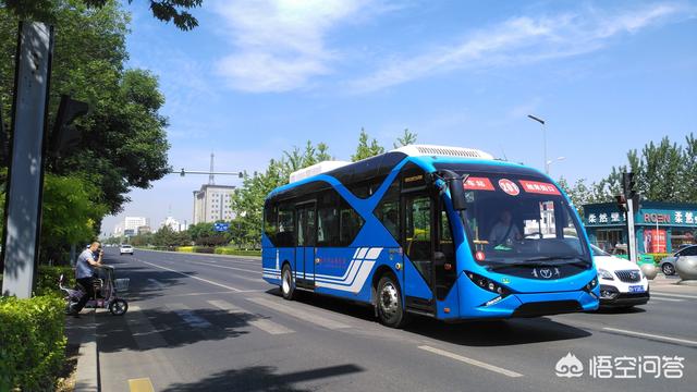 新能源公交车图片，忻州繁峙县更换新能源公交，你觉得有必要吗？