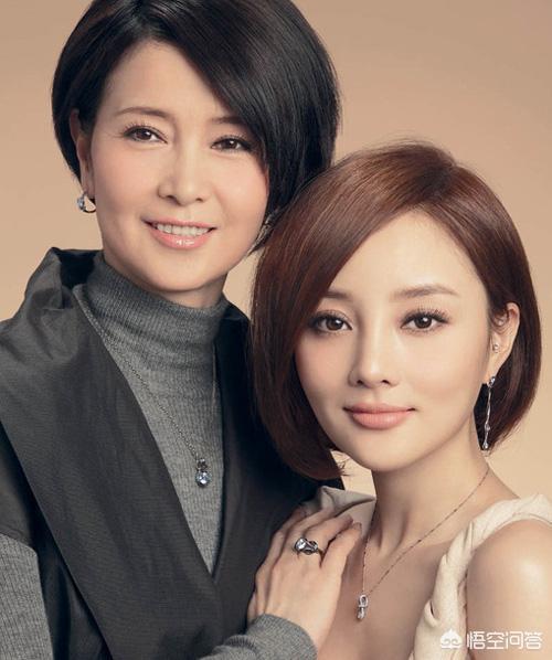 李小璐母亲:贾乃亮的母亲最终发声让大家停止，大家真的会放过李小璐吗？