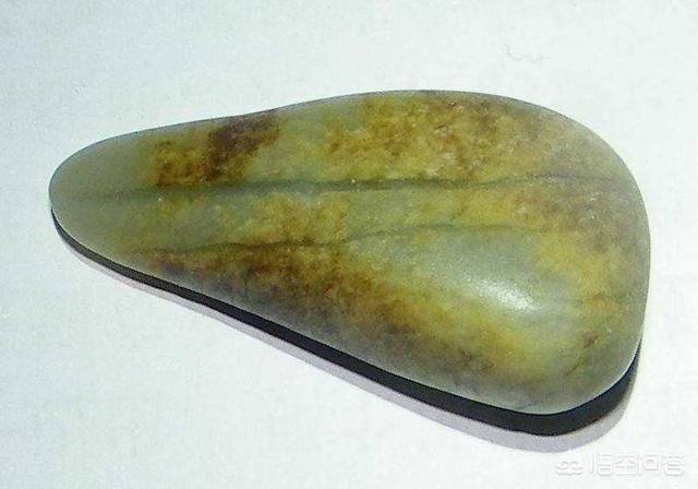 和田玉手镯有水线好不好,和田玉有水线是好还是不好？