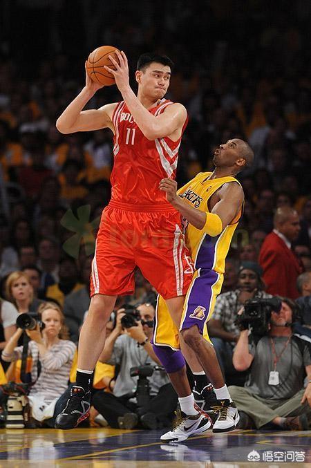 爷们是怎样练成的:姚明当年在NBA是如何炼成纯爷们的？