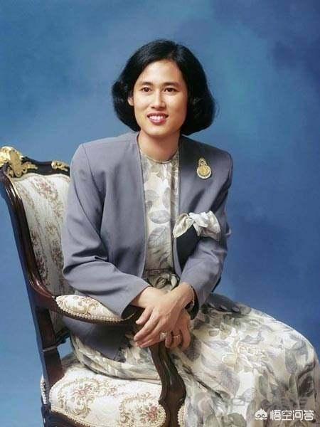 诗丽吉王后:怎么评价泰国诗琳通公主呢？