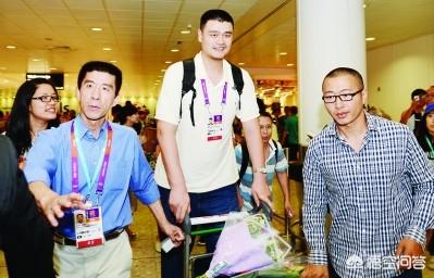 央视主持人工资多少:中央台主持人李瑞英一个月的工资是多少