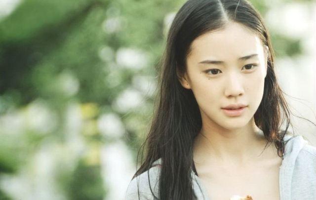 菊地凛子二胎:为什么日本化妆品比韩国化妆品强，但日本人却没韩国人漂亮？