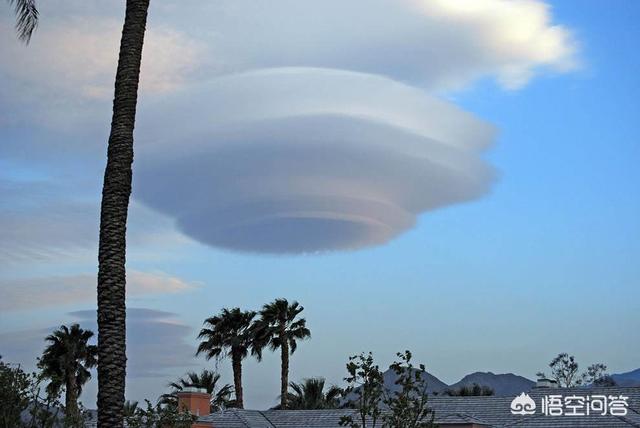 世界上最巨大最清晰ufo，这个世界真的有UFO吗你见过吗