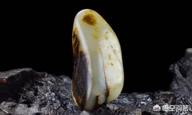 一万左右的玉镯子图片,一万元预算，能买到什么样的和田玉？