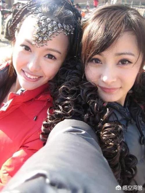 杨幂送陈伟霆面具:杨幂、陈伟霆主演电视剧《斛珠夫人》发布海报，你觉得怎么样？