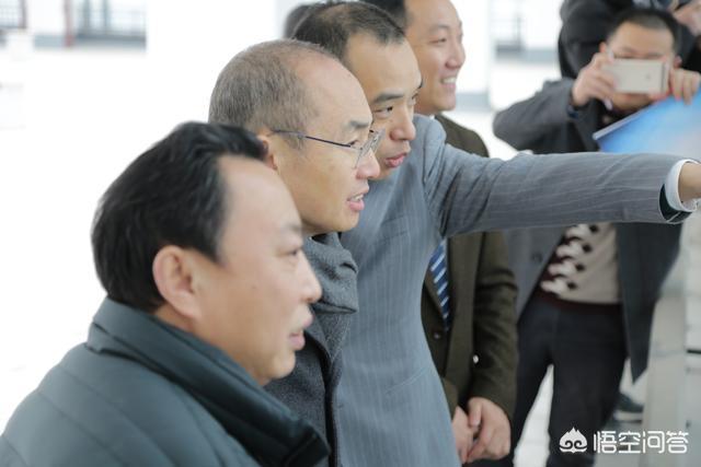 潘石屹的第一任:卖掉SOHO中国，潘石屹卖的到底是什么