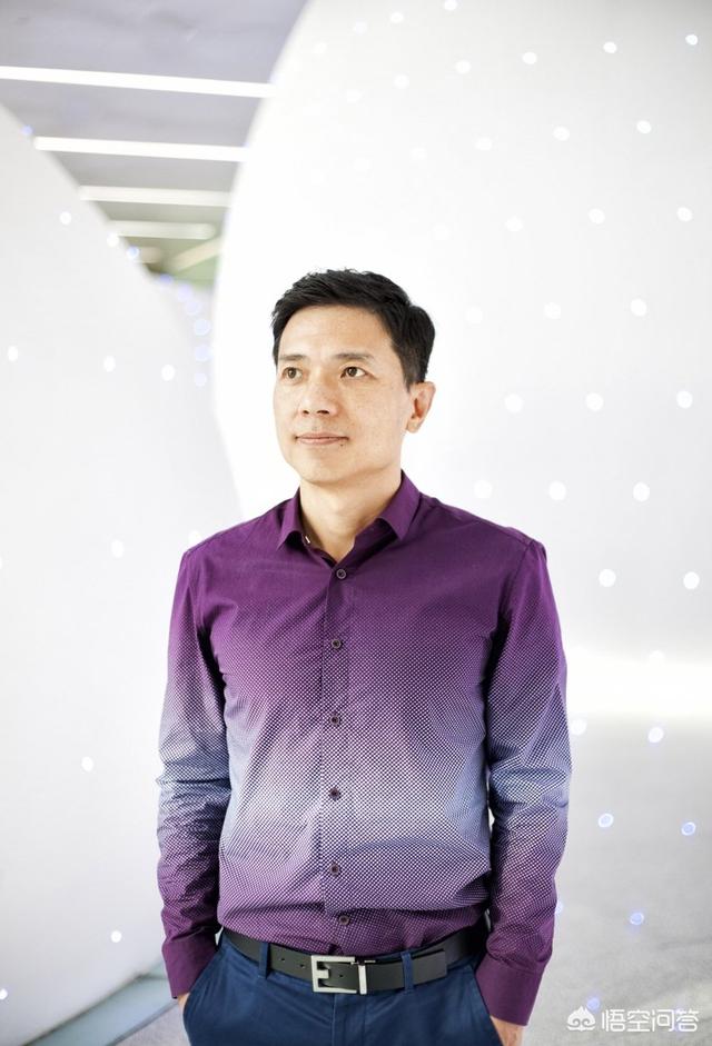 百度李彦宏登上时代周刊封面,被称是“帮助中国在21世纪取胜”,百度对中国的贡献难道比腾讯阿里还大吗？