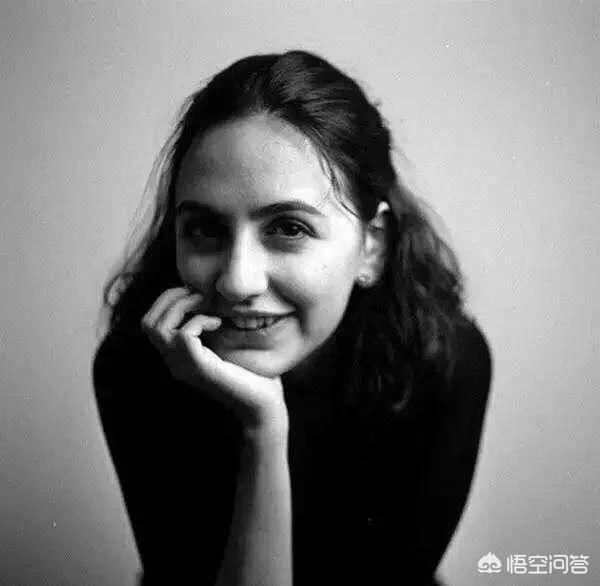 刘烨女儿照片:刘烨儿子诺一最近转学到国内普通学校，对此你怎么看