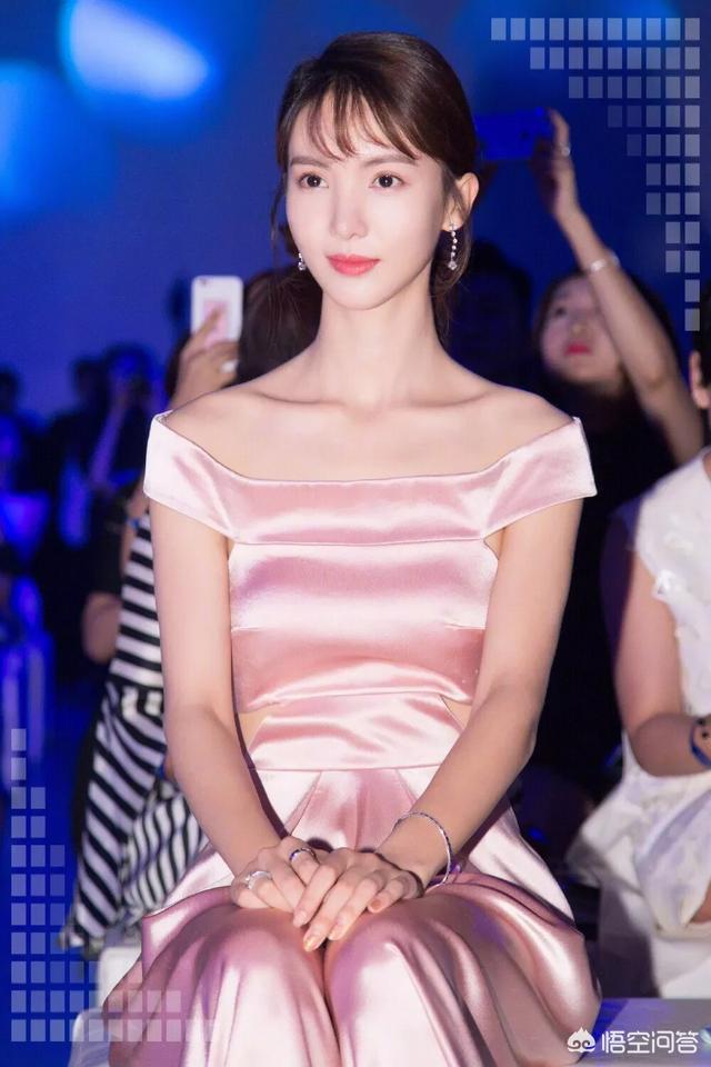 金晨贾乃亮疑似约会:金晨与唐人影视之间发生了什么？