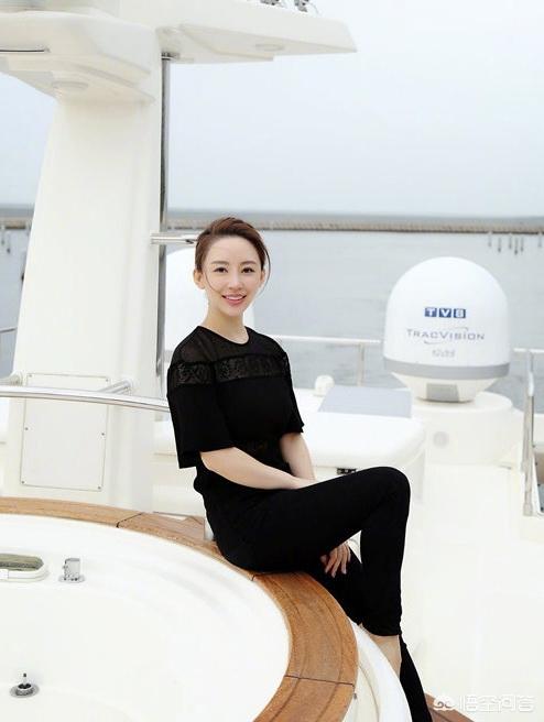 潘晓婷胸围凸点图片:九球天后潘晓婷有多厉害？