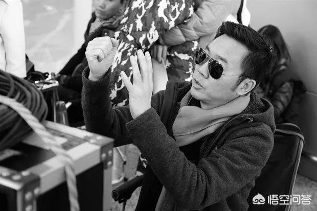 李光洁关心雷佳音:如何评价李光洁雷佳音主演的电视剧《和平饭店》？