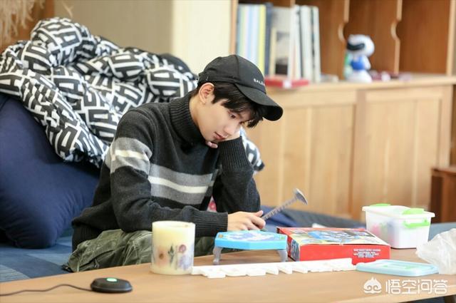王源高考:TFBOYS中的王源和易烊千玺什么时候考大学？
