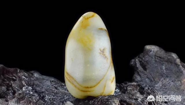 一万左右的玉镯子图片,一万元预算，能买到什么样的和田玉？