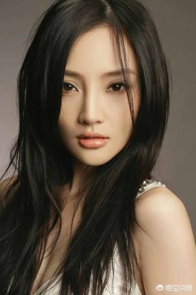 如何评价李小璐的颜值?