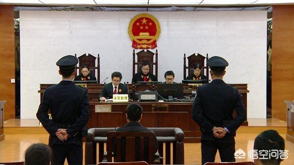 马加爵事件经过:武汉版的马加爵，大四男生为何刀捅室友？