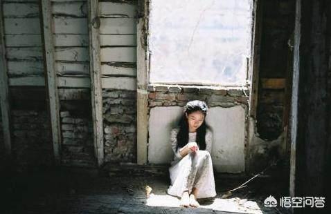 伤感<a href=https://maguai.com/list/256-0-0.html target=_blank class=infotextkey>朋友圈</a>句子短句:你收藏过哪些关于爱情的伤感扎心说说短句？(扎心句子短句感情)