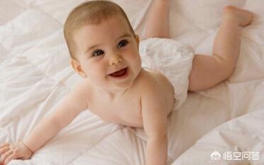 宝宝24小时都穿尿不湿好吗，婴儿可以24小时一直用尿不湿吗
