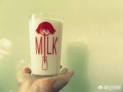 脱脂全脂牛奶该怎么选，全脂、低脂、脱脂奶，应该如何选择