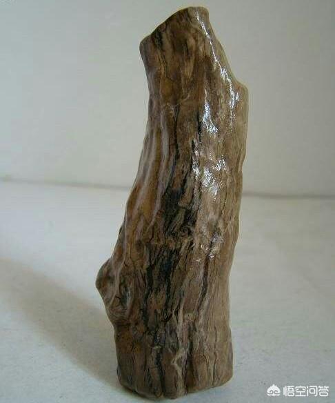 阿拉善彩玉手镯,阿拉善彩玉手持有收藏价值吗？