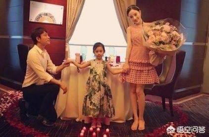 曝贾乃亮独自买醉:贾乃亮与李小璐最后怎么样了？
