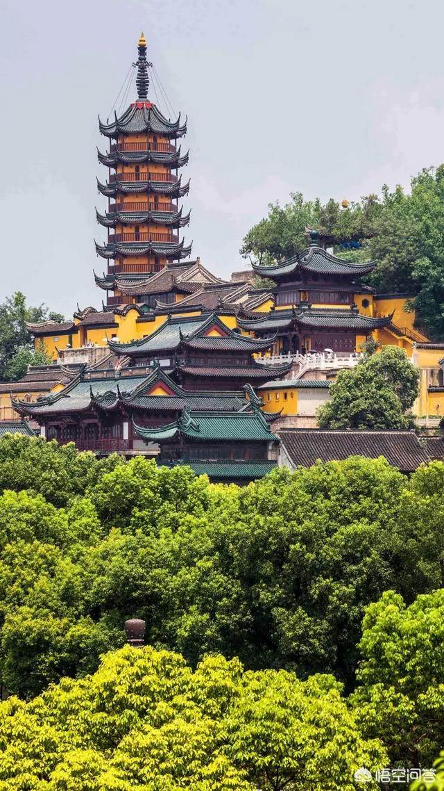 头条问答 - 《新白娘子传奇》中的雷峰塔到底是在杭州,还是在南京?