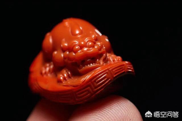 女人为什么不能戴南红,都说南红手串越戴越美，是真的吗？