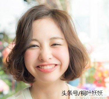 短发型女图片<a href=https://maguai.com/list/50-0-0.html target=_blank class=infotextkey><a href=https://maguai.com/list/50-0-0.html target=_blank class=infotextkey>时尚</a></a>气质:不吹不烫不染的哪种短发好看？