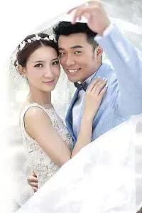 陈赫离婚了吗:陈赫为什么到处跟网红拍段子？