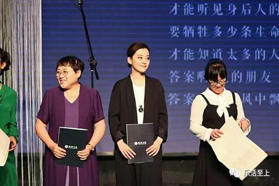 章子怡被睡:你喜欢歌手汪峰吗为什么喜欢