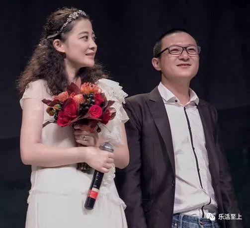 章子怡被睡:你喜欢歌手汪峰吗为什么喜欢