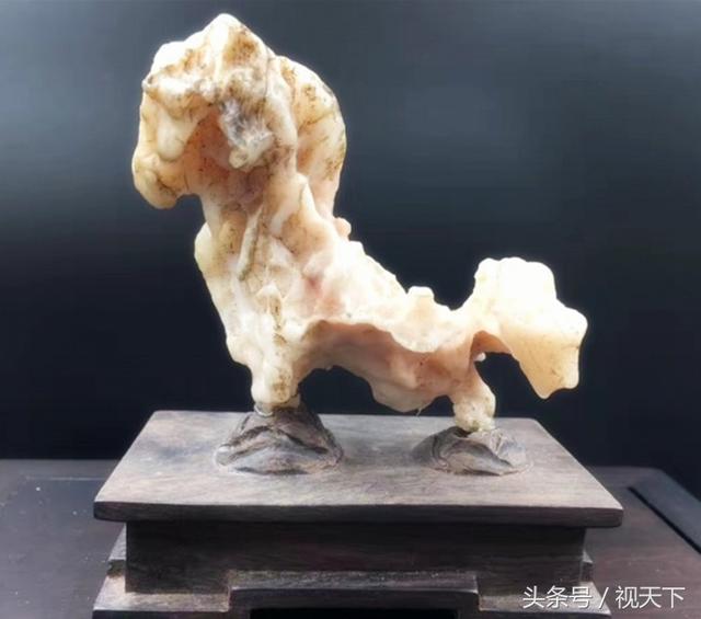 家里摆玉石原石好吗,家庭适合摆放什么样的奇石？