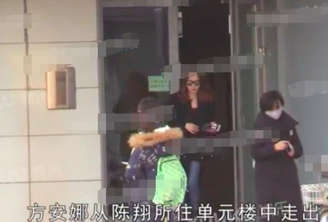 金瀚恋情疑曝光:金瀚被爆出轨，一个被赵丽颖带红的金瀚，是什么让女友如此偏激