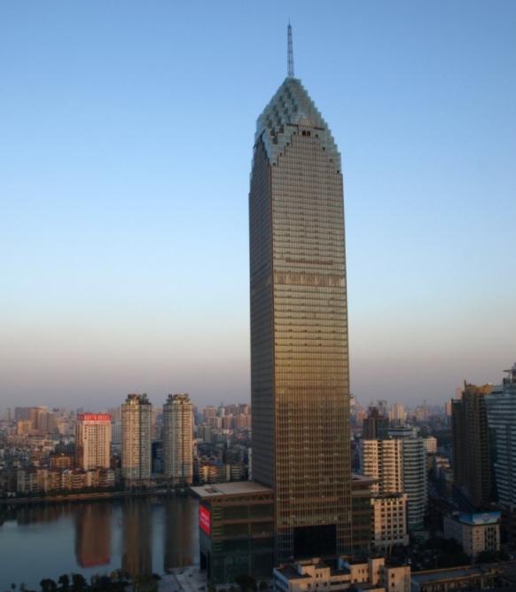 武汉的摩天大楼有哪些？具体有多高？