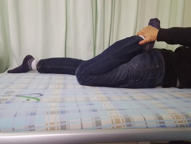 前交叉韧带断裂术后锻炼:前交叉韧带断裂，需要立刻手术吗？