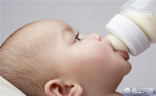 宝宝多大开始不用拍嗝，几个月的宝宝在喝奶粉的时候就不用拍嗝了？
