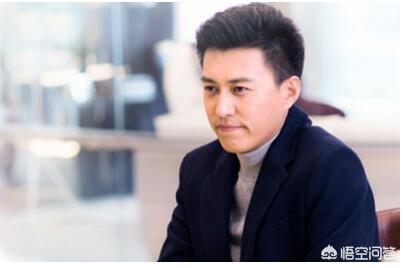 箭在弦上演员:潘粤明与靳东谁演的胡八一更真实谁的演技更胜一筹