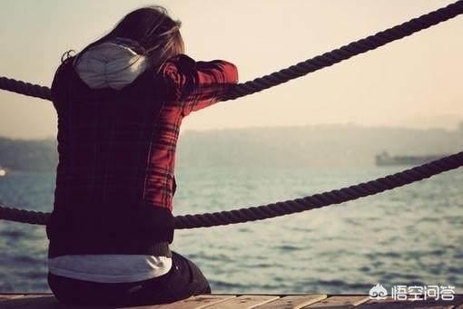 对感情死心了的签名:表示对男朋友失望的句子，作为QQ个性签名？(暗示对男友失望的句子)