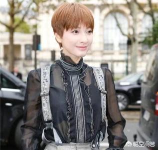 短发型女图片<a href=https://maguai.com/list/50-0-0.html target=_blank class=infotextkey><a href=https://maguai.com/list/50-0-0.html target=_blank class=infotextkey>时尚</a></a>气质:不吹不烫不染的哪种短发好看？