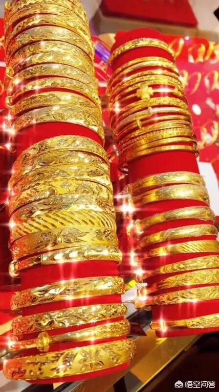 1万元金手镯能卖多少,一万四大概可以买什么样的三金？