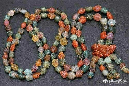 阿拉善彩玉手镯,阿拉善彩玉手持有收藏价值吗？