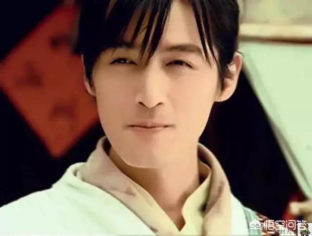 胡歌否认修读导演:最近传闻胡歌要主演几部电视剧是真是假